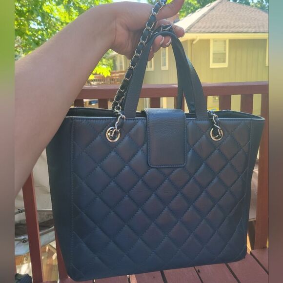 CHANEL Caviar Skin 2 way tote - Picture 4 of 16